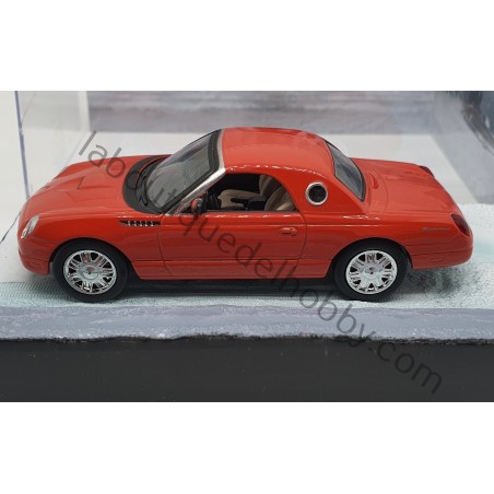 FORD THUNDERBIRD "JAMES BOND 007: DIE ANOTHER DAY" ALTAYA ESCALA 1:43