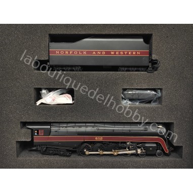 LOCOMOTORA DE VAPOR NORFOLK & WESTERN...