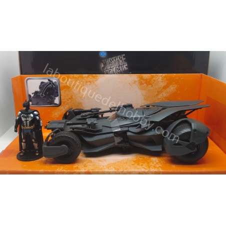 BATMOBILE BATMAN JUSTICE LEAGUE JADA ESCALA 1:24
