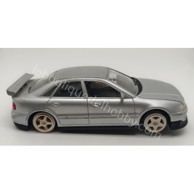 AUDI A4 GRIS NINCO SIN CAJA