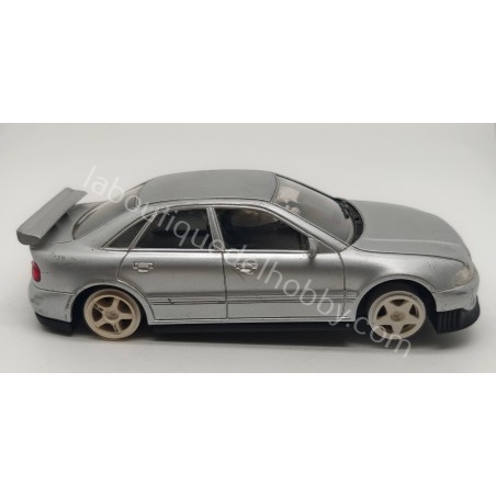 AUDI A4 GRIS NINCO SIN CAJA