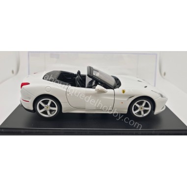 FERRARI CALIFORNIA T 2014 HACHETTE...