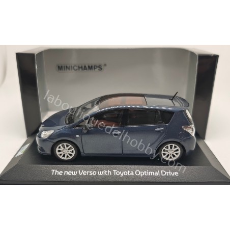 TOYOTA NEW VERSO 2016 MINICHAMPS ESCALA 1:43