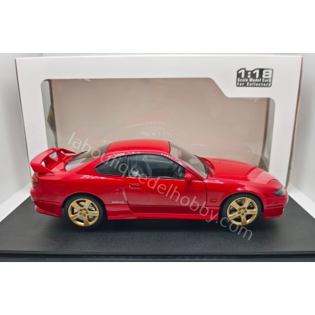 NISSAN SILVIA S15 SPEC R AERO 1999 SOLIDO ESCALA 1:18