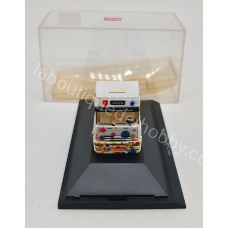 IVECO FLOWERTRUCK HERPA ESCALA 1:87