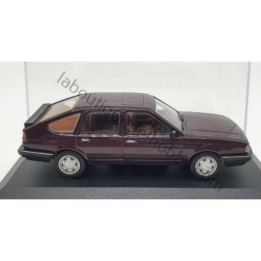 VOLKSWAGEN PASSAT 1985 ALTAYA ESCALA...