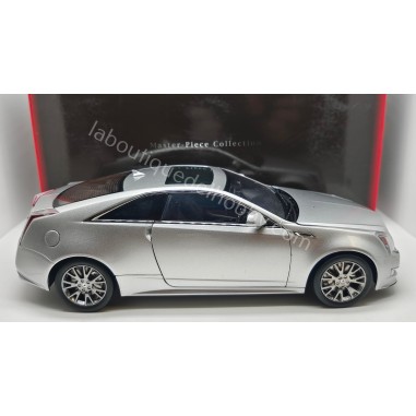 CADILLAC CTS COUPE KYOSHO ESCALA 1:18