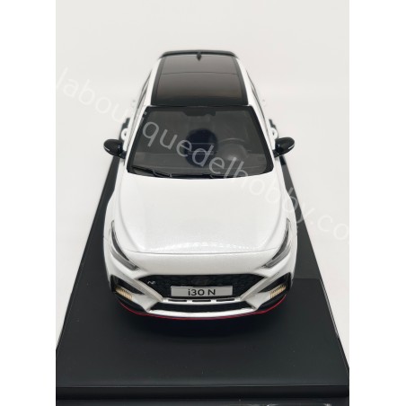 HYUNDAI I30 N 2021 MCG ESCALA 1:18