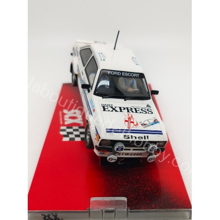 FORD ESCORT MKII DAILY EXPRESS SCALEXTRIC 64320