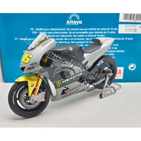 YAMAHA YZR-M1 V. ROSSI TEST 2013 ALTAYA ESCALA 1:12