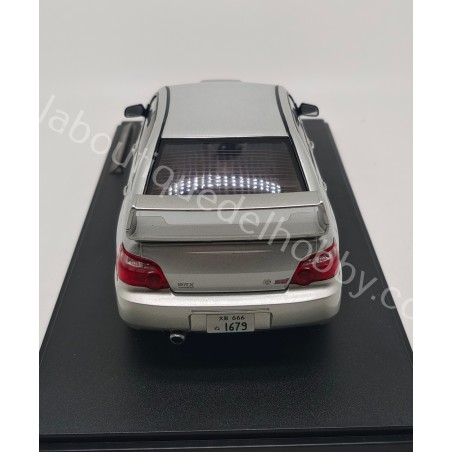 SUBARU IMPREZA WRX STI 2004 SOLIDO ESCALA 1:18