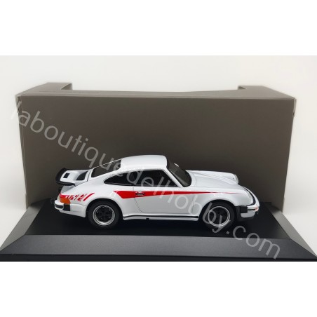 PORSCHE 911 930 TURBO 3.0 1975 MUSEUM ESCALA 1:43