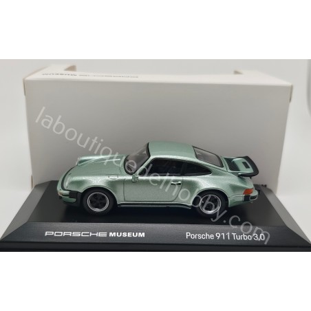 PORSCHE 911 930 TURBO 3.0 1975 MUSEUM ESCALA 1:43