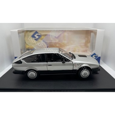ALFA ROMEO GTV6 1984 SOLIDO ESCALA 1:18