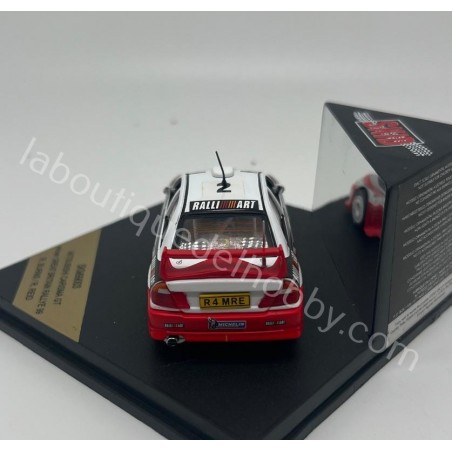 MITSUBISHI CARISMA GT R. BURNS GREAT BRITAIN RALLYE 1999 SKID ESCALA 1:43