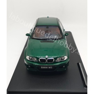 BMW E46 M3 COUPE 2000 SOLIDO ESCALA 1:18