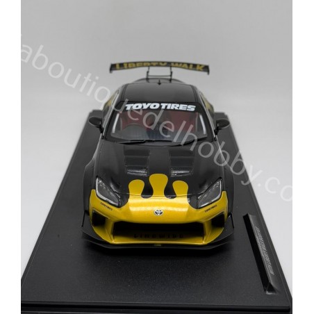 TOYOTA GR86 LBWK BODYKIT 2024 SOLIDO ESCALA 1:18