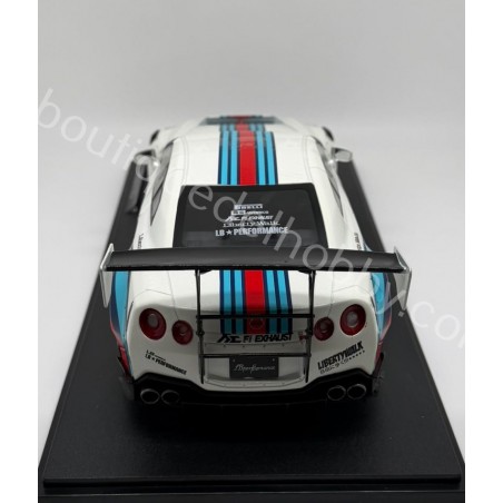 NISSAN GT-R R35 LBWK MARTINI 2024 SOLIDO ESCALA 1:18