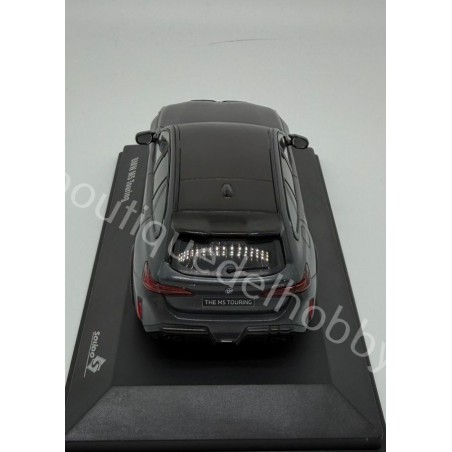 BMW M5 TOURING 2024 SOLIDO ESCALA 1:43