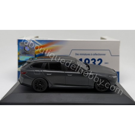 BMW M5 TOURING 2024 SOLIDO ESCALA 1:43