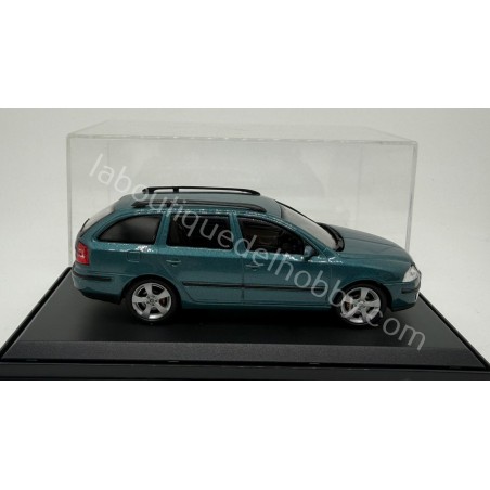 SKODA OCTAVIA COMBI ABREX ESCALA 1:43