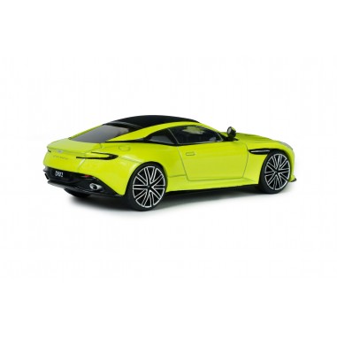 ASTON MARTIN DB12 2023 SOLIDO ESCALA...