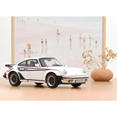 PORSCHE 911 TURBO 3.3 1980 NOREV...