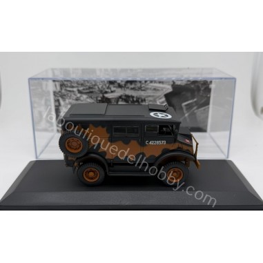 CHEVROLET C8A HUW ARMOURED DIVISION...