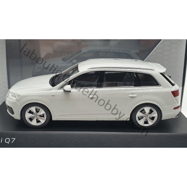AUDI Q7 2015 I-SCALE ESCALA 1:43