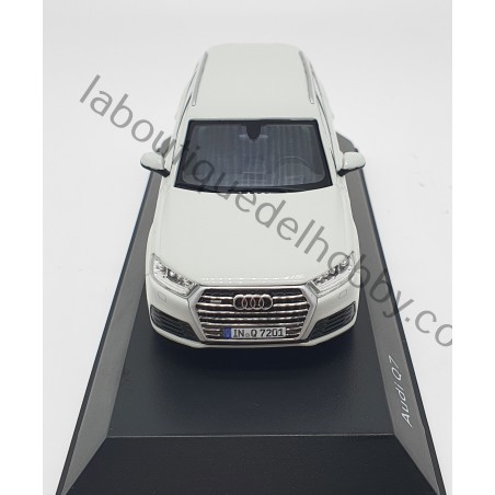 AUDI Q7 2015 I-SCALE ESCALA 1:43